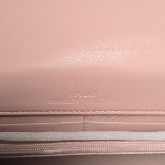 Badgley Mischka Pink Quilted Clutch with Gold Chain - Picture 3 of 8